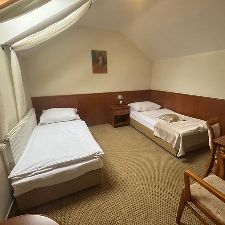 Park Hotel Tartuf Beladice Exterior photo